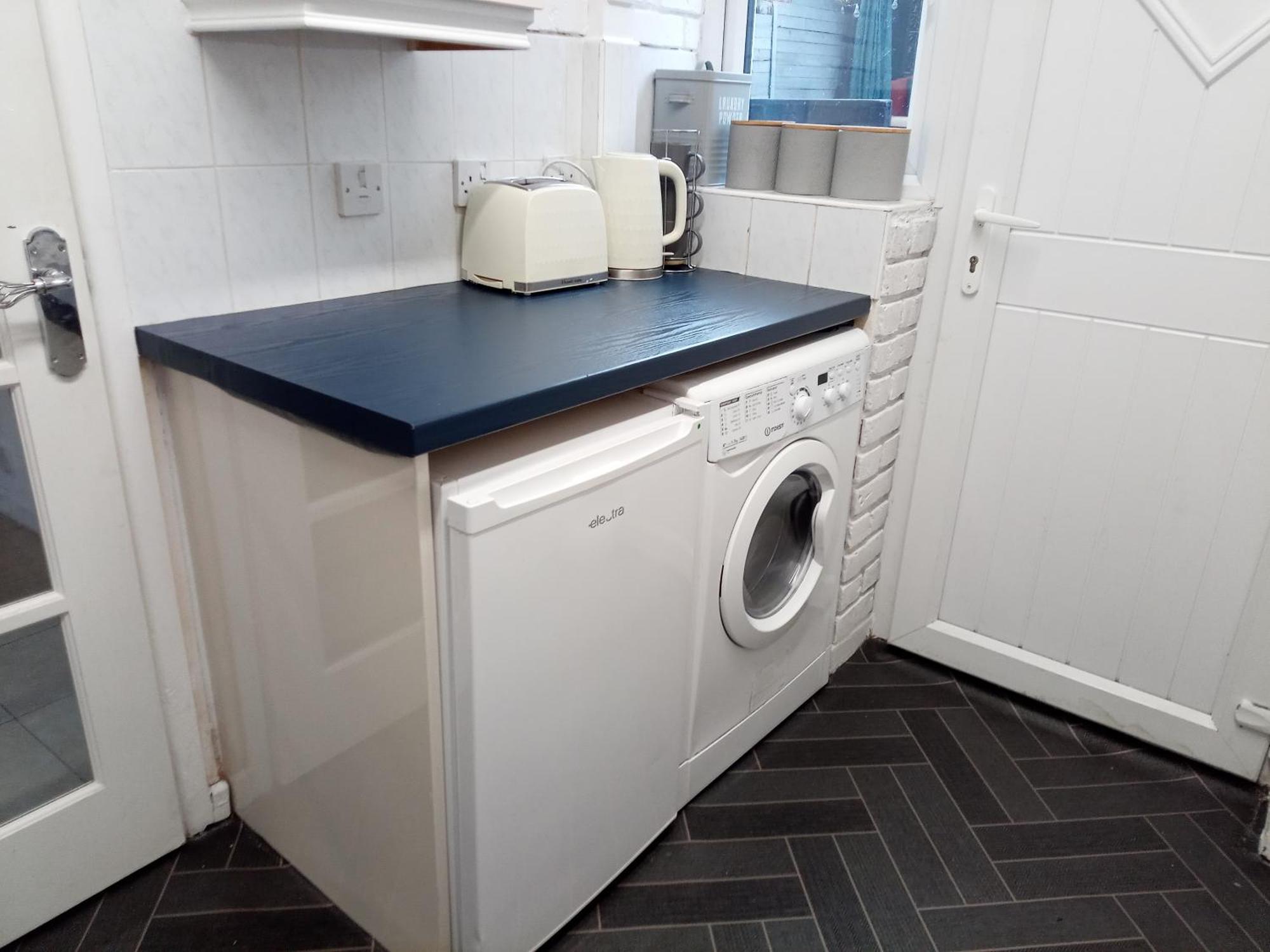 Beautiful 2-Bed House In Bolton With Free Parking Villa Eksteriør bilde
