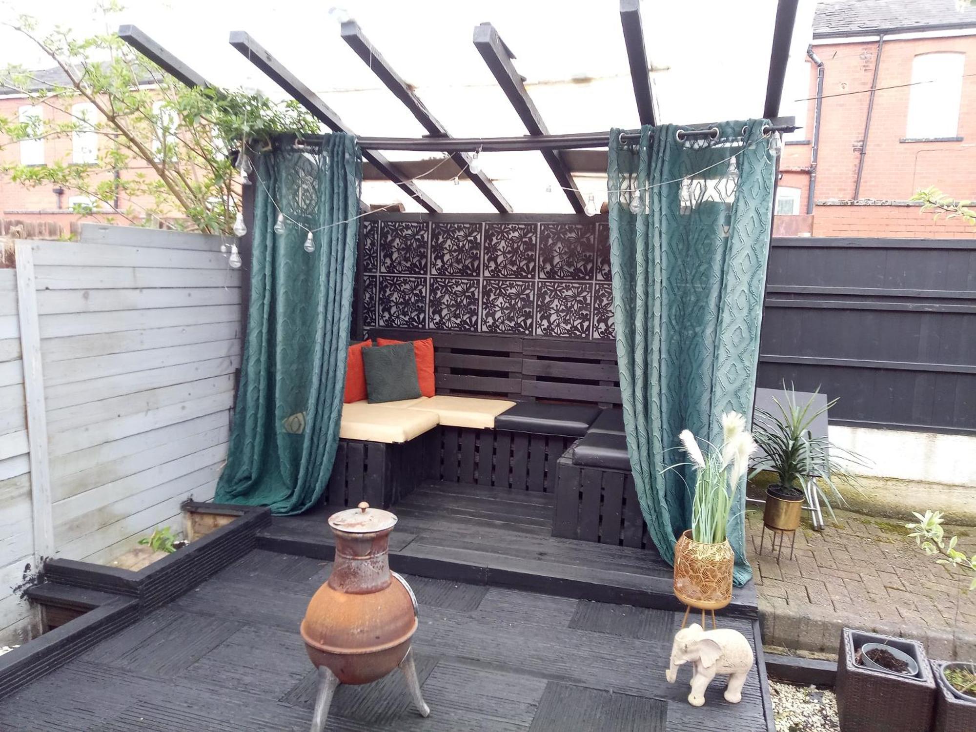 Beautiful 2-Bed House In Bolton With Free Parking Villa Eksteriør bilde