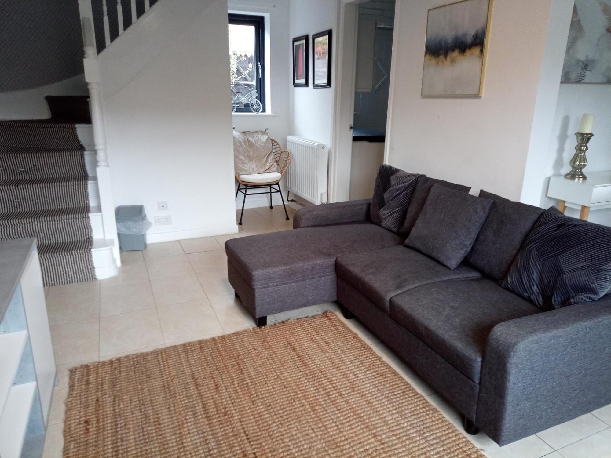 Beautiful 2-Bed House In Bolton With Free Parking Villa Eksteriør bilde